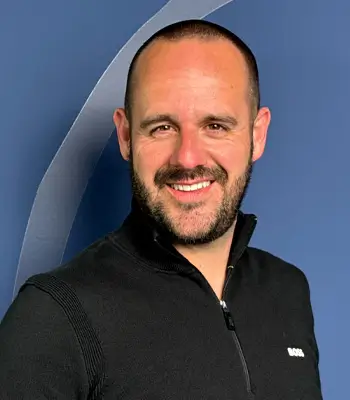 Portrait of host Johnny Bisset